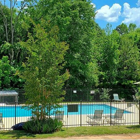 outdoor seasonal pool